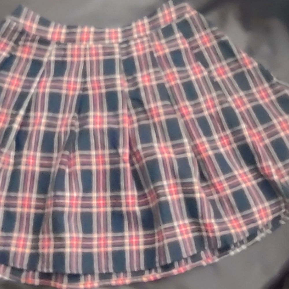 SHEIN PLAID SKIRT xs